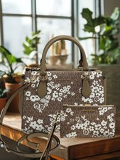 Bolso Cartera Michael Kors Marilyn Mediano Estampado Logo + Cartera Doble Cremallera Camel