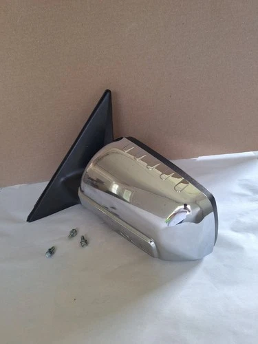 2010-2013 Kia Soul Driver Side Mirror Chrome Original Oem