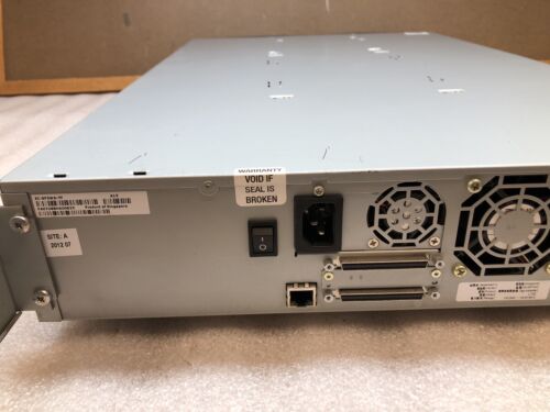 Quantum SuperLoader 3 L700 Automatische Bandaufbewahrung mit PWR KABEL und RACK OHREN - Bild 5 von 8