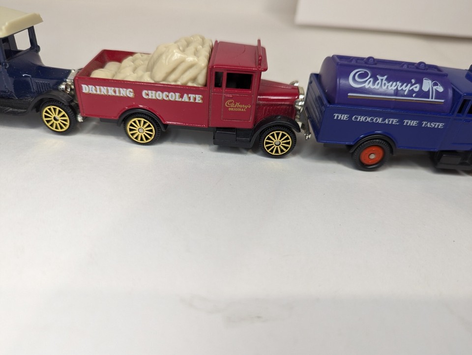 Corgi Cadbury Cakes - Bedford KM Box Lorry 1991 - 1/50 - Camion Publicitaire