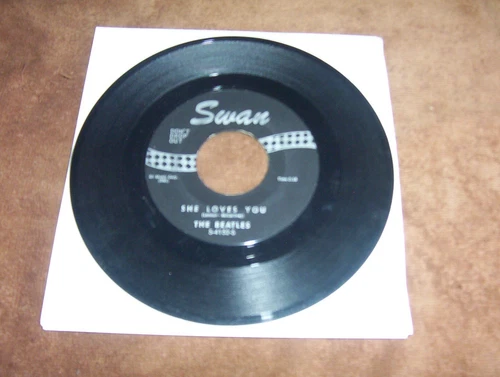 THE BEATLES - She Loves You / I'll Get You - Vinyl 45rpm 1964 Swan S-4152-S RARE