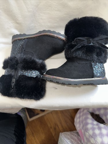Girls Black Boots Size 6 Zip Up Winter Fashion Shoes Faux Fur Lined Glitter - Picture 5 of 7
