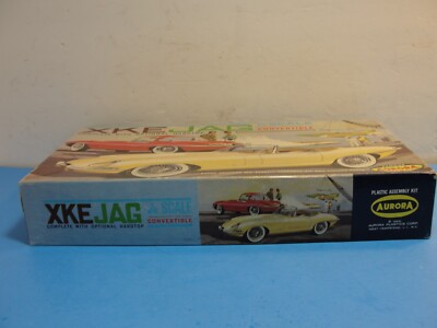 XKE Jag Convertible Aurora 1:25 Model Kit # 567-200 Professional