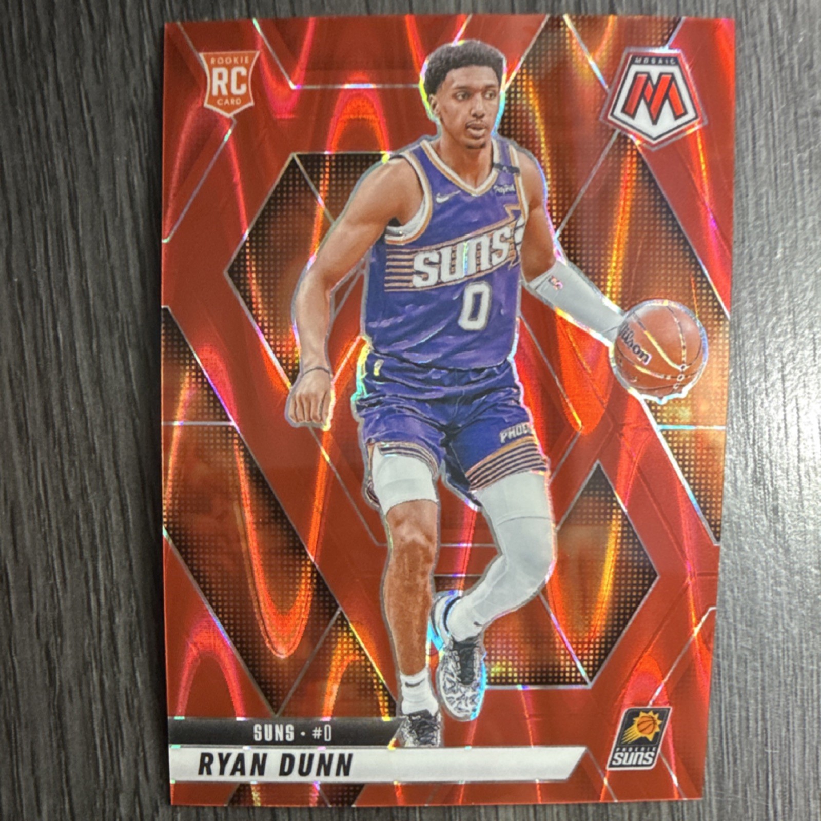 Panini Mosaic 2024-25 Ryan Dunn Rookie Red Seismic Mosaic Prizm #233/299 Suns