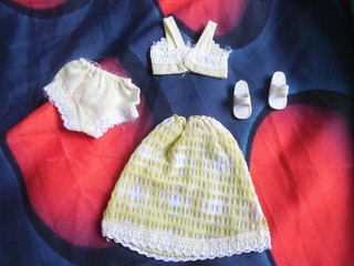 Sindy clothes 1978 "undie world" Bra pants skirt and shoes