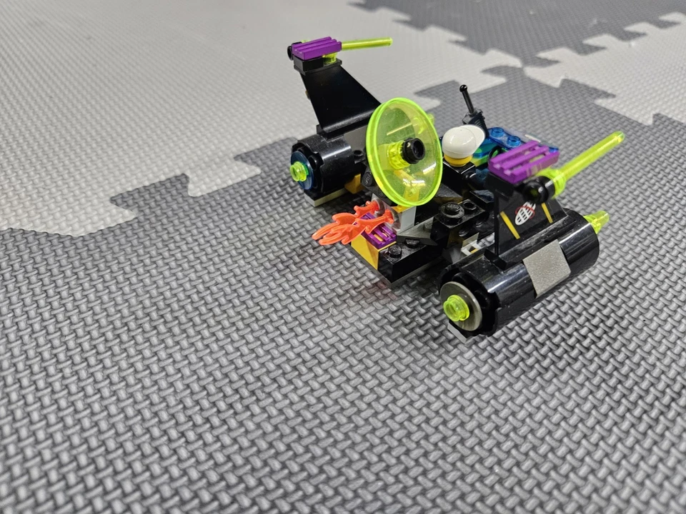 Lego 6772 Alpha Team Cruiser Complete No Box Or Instructions  - Image 4 of 4