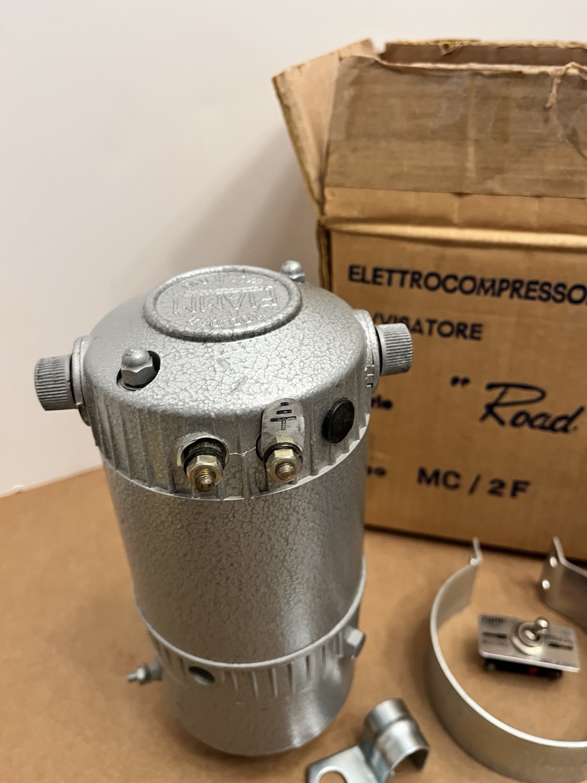 FIAMM ROAD MASTER TA/3 R AIR HORNS MC/2F - FERRARI - Maserati - Alfa - Lancia