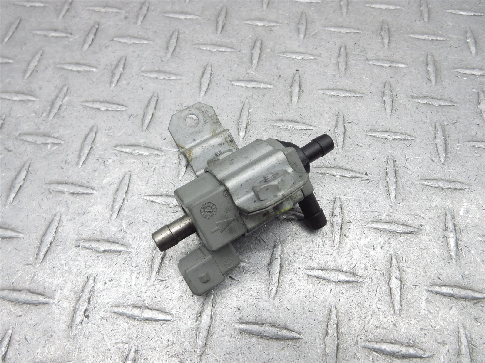 2008 Ferrari F430 Spider 178309 RH Rear Right Passenger Side Solenoid Valve