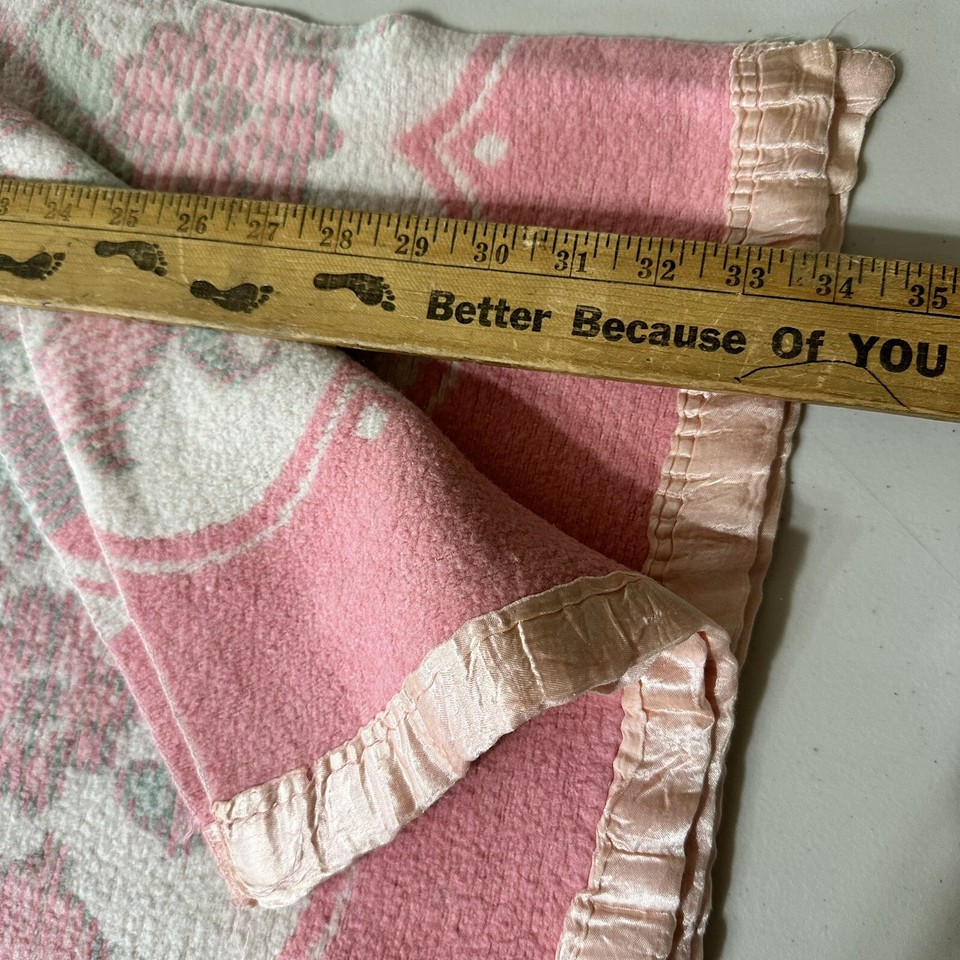 Vintage Blanket Satin Trim Pink Mint Reversible Floral Camp Cutter