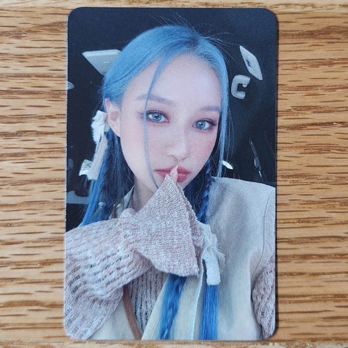 Siyeon Official Photocard Dreamcatcher Apocalypse : From us Platform