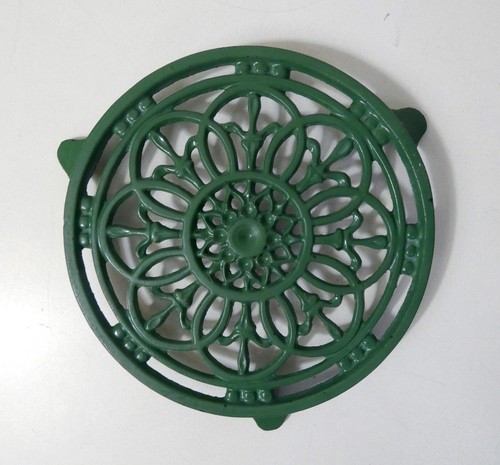 Dessous de plat en fonte émaillé vert Chats - Le palais des bricoles Dessous de plat en fonte émaillé vert Chats - Le palais des bricoles