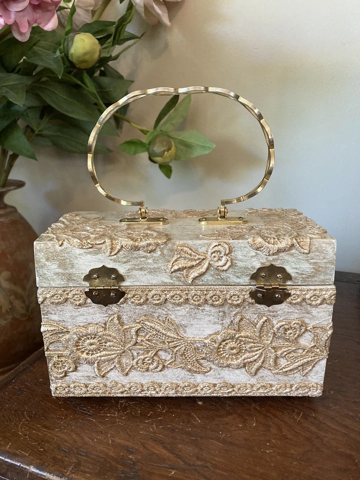 Vintage Wooden Box Purse Handbag Floral Lace Appliqué 1970s - Image 4 of 4