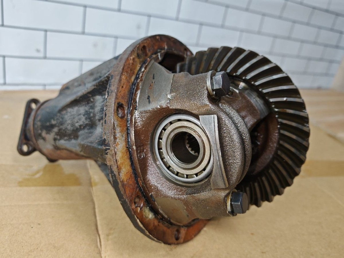 Datsun 1200 B110 Differential 39/10 Ratio 3.9 Used OEM | eBay