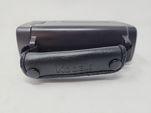 Kodak DC120 Zoom Digital Camera - SEE VIDEO - Picture 5 of 8