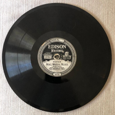NICE EARLY THICK EDISON RECORD 51373 BOLL WEEVIL BLUES BY THE ARKANSAS TRIO