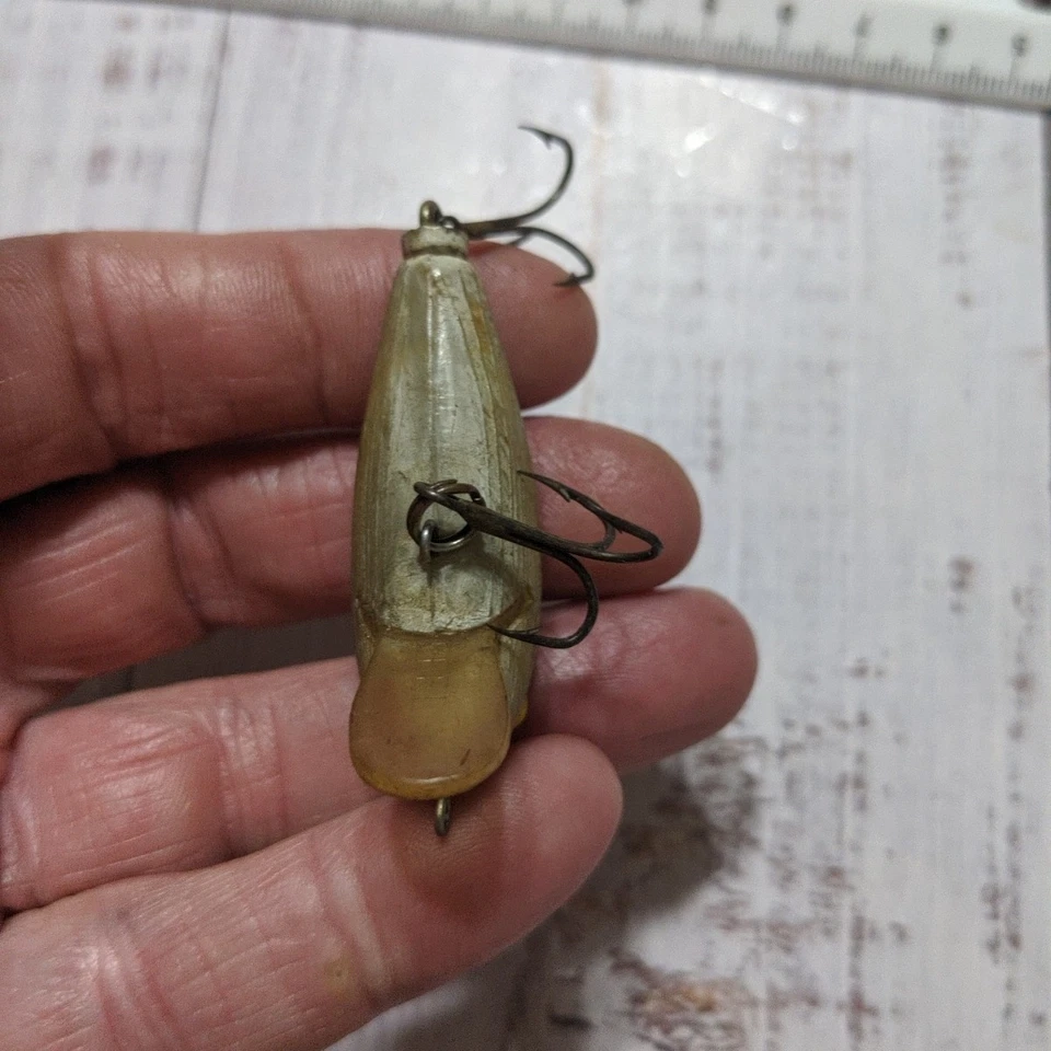 1970's Bill Norman Quarterback Black/Silver 1.75" Shallow Crankbait Fishing Lure - Image 4 of 4