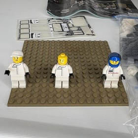 LEGO SPEED CHAMPIONS: Mclaren Mercedes Pit Stop (75911) Box Manual Incomplete