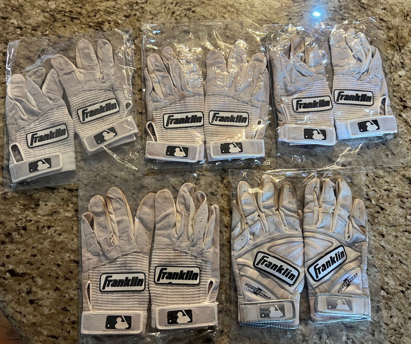 Blaze Jordan Game Used Batting Gloves Cardinals 2025 Auto COA Each Glove Is 1/1 view 2