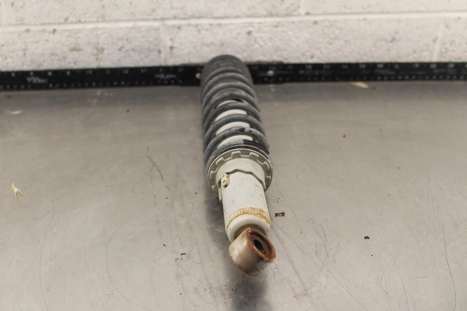 Kawasaki Lakota 300 1995 KEF300A suspensión amortiguador delantero izquierdo W842 Foto 3 de 4