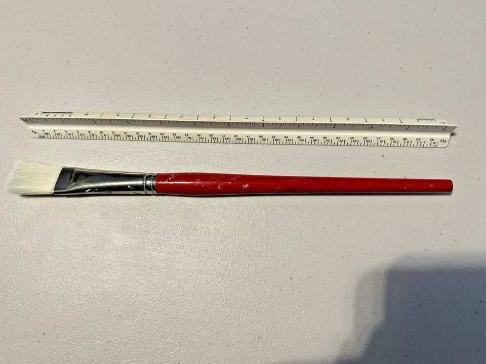 Winsor & Newton 12 University-F Paintbrush Used As Is - Image 4 of 4