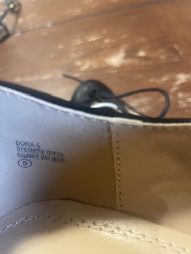 Chase & Chloe Dora-5 Sz 9 Two Tone Mary Jane Pumps Wing Tipped Saddle Shoe - Picture 7 of 8