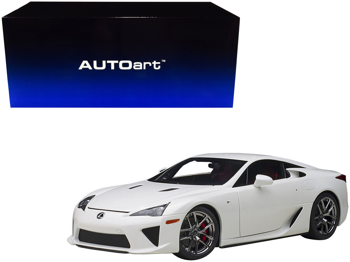 1/18 Lexus LFA Whitest White W/ Red & Black Interior Model 1/18 Lexus LFA Whitest White W/ Red & Black Interior Model