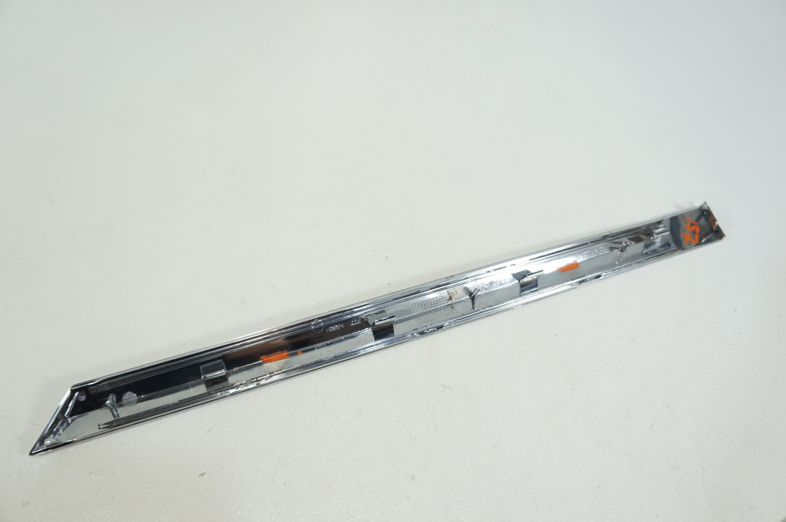 OEM 2019-2022 Bentley Continental GT III Rear Right Molding Trim Strip 3SD853536