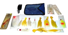 18 VINTAGE FEATHER JIGS FISHING LURE BAG LOT FISH BUCKTAIL BUGEYE SMILING BILL