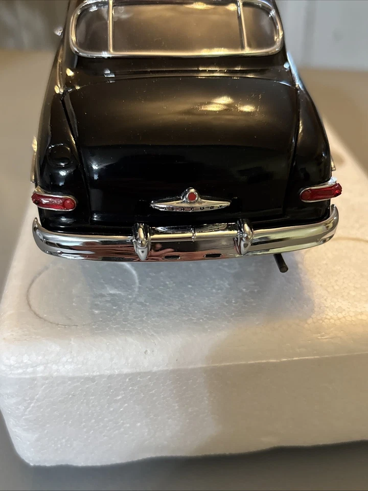 Danbury Mint 1949 Mercury Club Coupe масштаб 1:24 литая модель автомобиля оригинальная коробка - Изображение 4 из 4