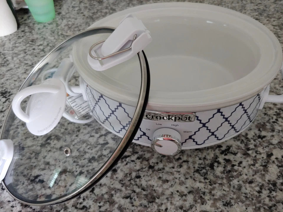 Crock-Pot 2.5-Quart Slow Cooker, Manual, White/Blue - Image 3 of 4