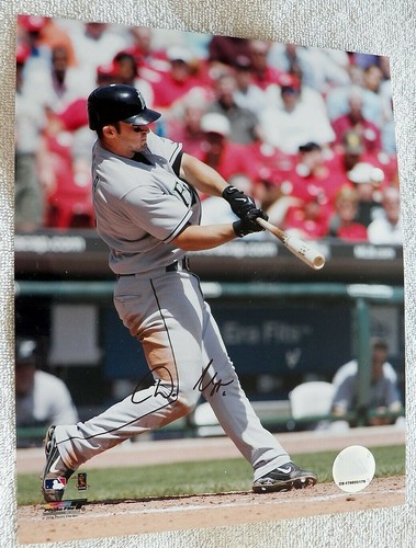 Florida Marlins Dan Uggla Firmata 8x10 Foto Auto - Foto 1 di 1