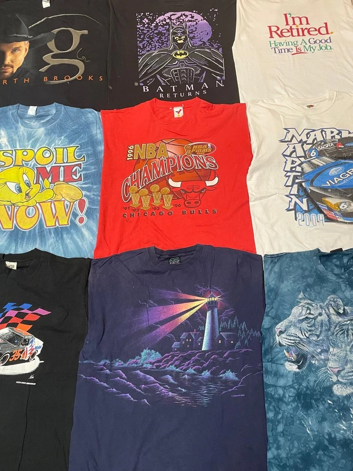 Paquete de camisetas gráficas vintage MYSTERY - XL Foto 2 de 4