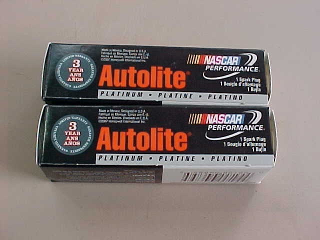 2 Spark Plug Autolite AP5426 PLATINUM