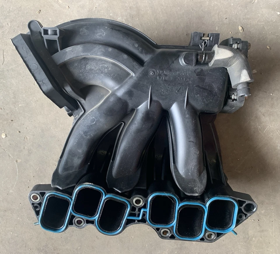 2007 LEXUS RX400H ENGINE INTAKE MANIFOLD UPPER 17109-20130 - Image 2 of 3