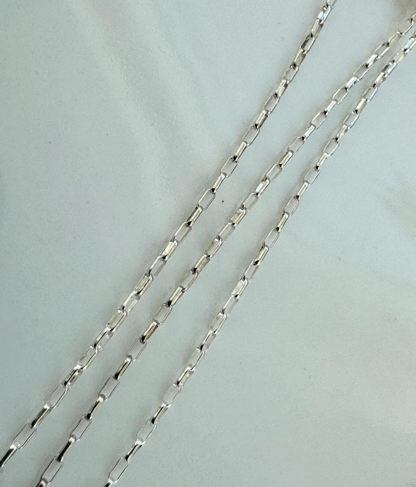 Cadena enrollable ovalada plana de plata de ley 0,925 a pie (C10533S) de 1,4 mm x 3,5 mm Foto 2 de 4