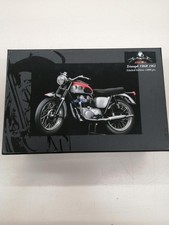 MINICHAMPS 1/12 TRIUMPH TR6R 1961