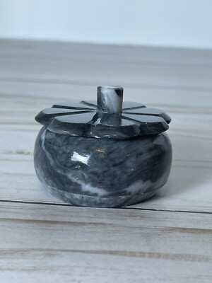 Gray Marbled Small Round Trinket Box/Container With Flower Shaped Lid