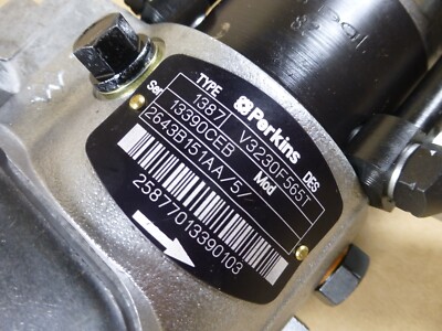 OEM Perkins 3230F565T Diesel Fuel Injection Pump 2643B151 Delphi