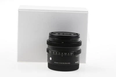 SIGMA 45mm f/2,8 DG DN für Sony E - SNr: 54045141 - Bild 1 von 4