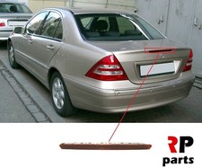 Für Mercedes Benz C Klasse W203 00-07 Heck Dritte Bremsleuchte LED Limousine Rot