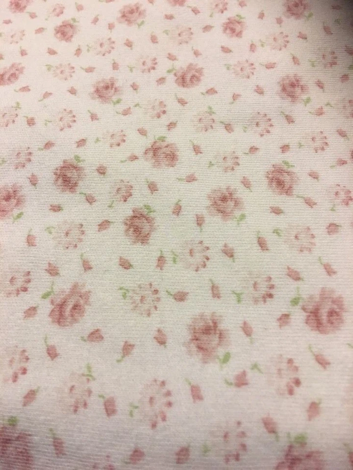 3-6 Mos Vtg Floral Baby Receiving Blanket Pink White Ruffle Trim 24x30 Rosebud - Image 2 of 4