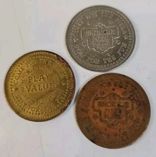 3 VINTAGE - Show Biz Pizza Tokens _ 1 Gold _ 1 - Silver _ 1 - Bronze