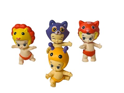 Twozies Moose Toys Lot 4 Baby Figures Animal Babies Twosies Bug Cat Lion Red TW4