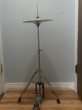 Ludwig 400 Series Hi-Hat Stand....Mint Missing T-Nuts