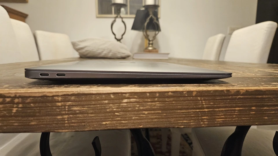 Apple MacBook Air 13" · i3 10th gen 3.2 GHz · 8GB · 256GB, foto 3 de 5