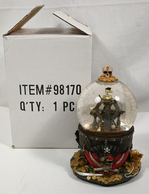 NEW DISNEY Pirates of the Caribbean Musical Snow Globe Skeleton