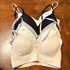 Lot 5 Wonder Nation Girls Bras 30A Seamless Longline & White Training Bras GUC 