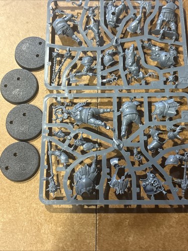 Mulgoth the Cleaver and 3x Blight Templars Warhammer Quest Darkwater Maggotkin