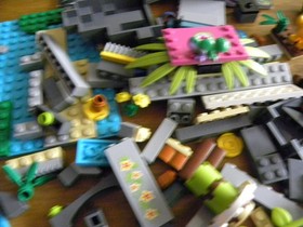 LEGO Friends 41033 Jungle Falls Rescue Set Verified Complete w/ Mini Figure USED