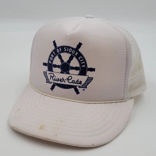River Cade Sioux City: Vintage Distressed Mesh Snapback